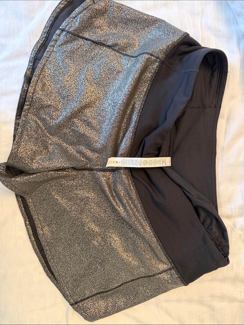 Lululemon Run Times Short II, 4” in Luminosity Foil Print Black Silver/Black